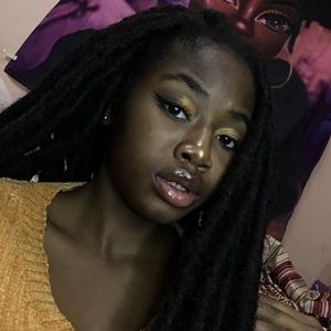 Meet your Posher, Serena